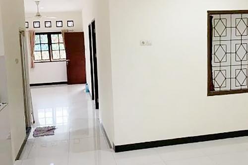 https://rentonesia-files.s3.ap-southeast-1.amazonaws.com/attachment/202205/27-auerym--7143_4.jpg