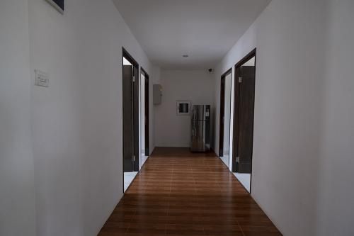 https://rentonesia-files.s3.ap-southeast-1.amazonaws.com/attachment/202208/16-aqbllk--5654_6.jpg