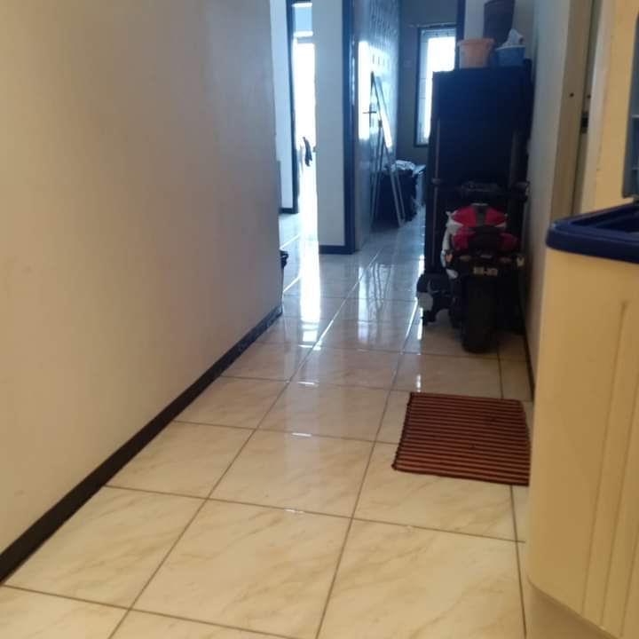 https://rentonesia-files.s3.ap-southeast-1.amazonaws.com/tinggal-production/attachment/202306/21-zagg90--FB_IMG_1687350073948.jpg