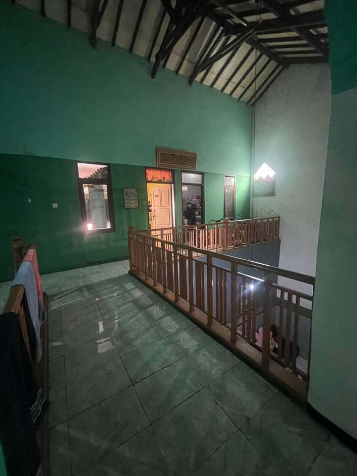 https://rentonesia-files.s3.ap-southeast-1.amazonaws.com/tinggal-production/attachment/202307/07-bhqbe6--FB_IMG_1688696446172.jpg