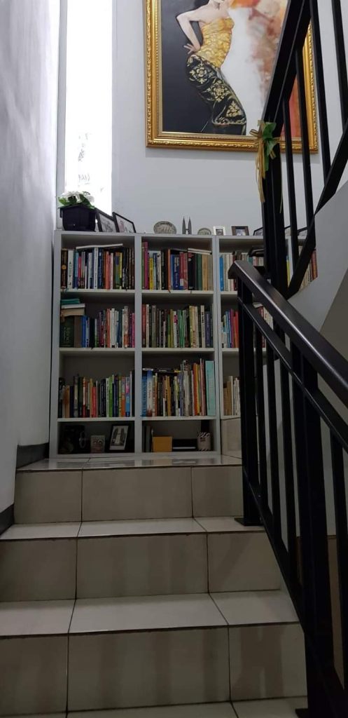 https://rentonesia-files.s3.ap-southeast-1.amazonaws.com/tinggal-production/attachment/202308/10-nthhwe--FB_IMG_1691589442616.jpg