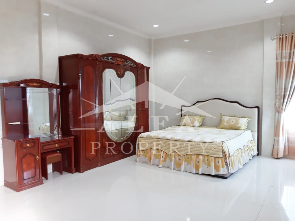 https://rentonesia-files.s3.ap-southeast-1.amazonaws.com/tinggal-production/attachment/202407/31-63lewm--03.jpg