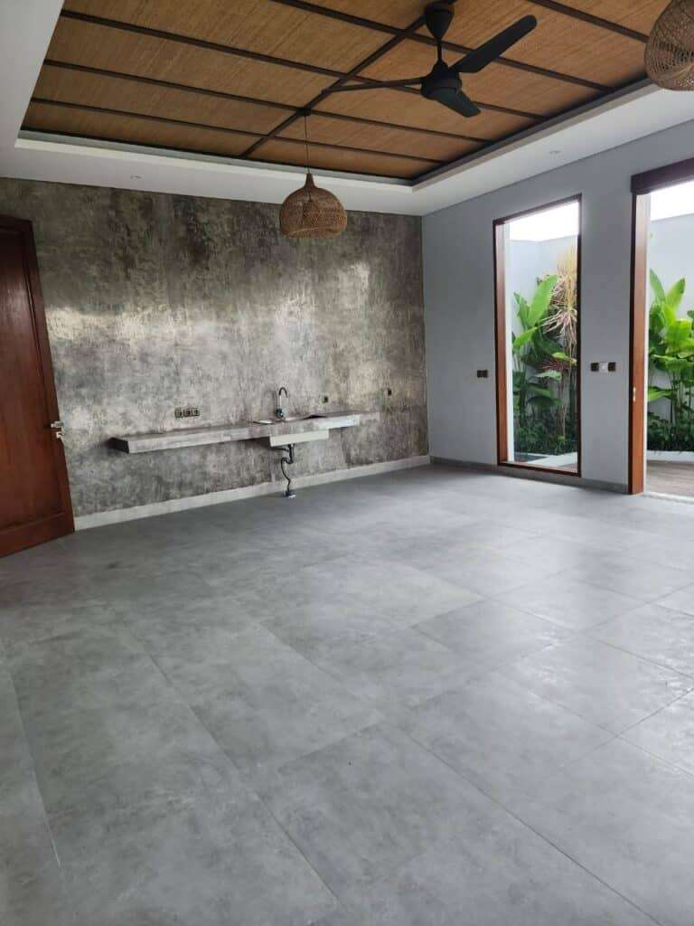 https://rentonesia-files.s3.ap-southeast-1.amazonaws.com/tinggal-production/attachment/202410/29-z5o63r--hanbrighton-jual-villa-mewah-4-kt-jalan-pantai-batu-mejan-canggu-9-768x1024.jpg