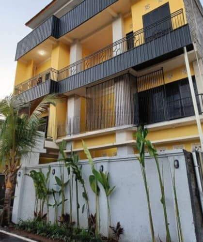 https://rentonesia-files.s3.ap-southeast-1.amazonaws.com/tinggal-production/attachment/202411/03-teqpqk--hanbrighton-jual-rumah-eks-hotel-melati-cocok-untuk-rumah-kost-pidada-denpasar-1-419x500.jpg
