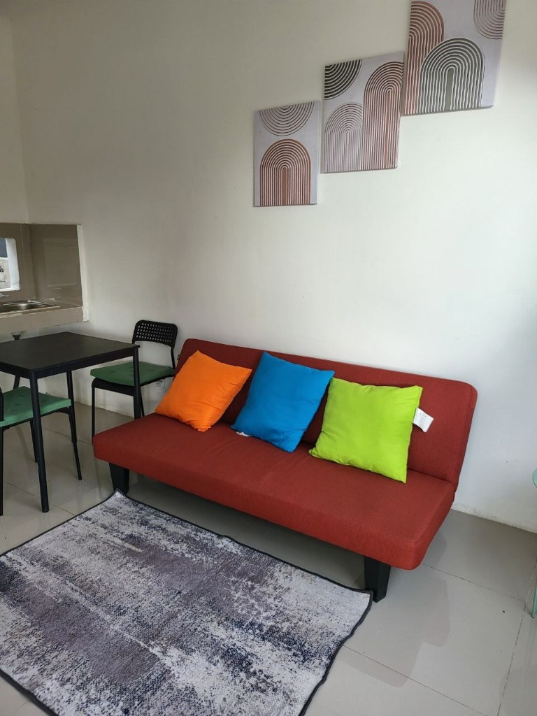 https://rentonesia-files.s3.ap-southeast-1.amazonaws.com/tinggal-production/attachment/202504/20-8m5jlc--Rumah_Bogor_Murah.jpg