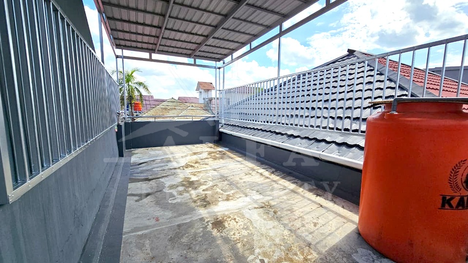 https://rentonesia-files.s3.ap-southeast-1.amazonaws.com/tinggal-production/attachment/202508/19-m422um--07.jpg