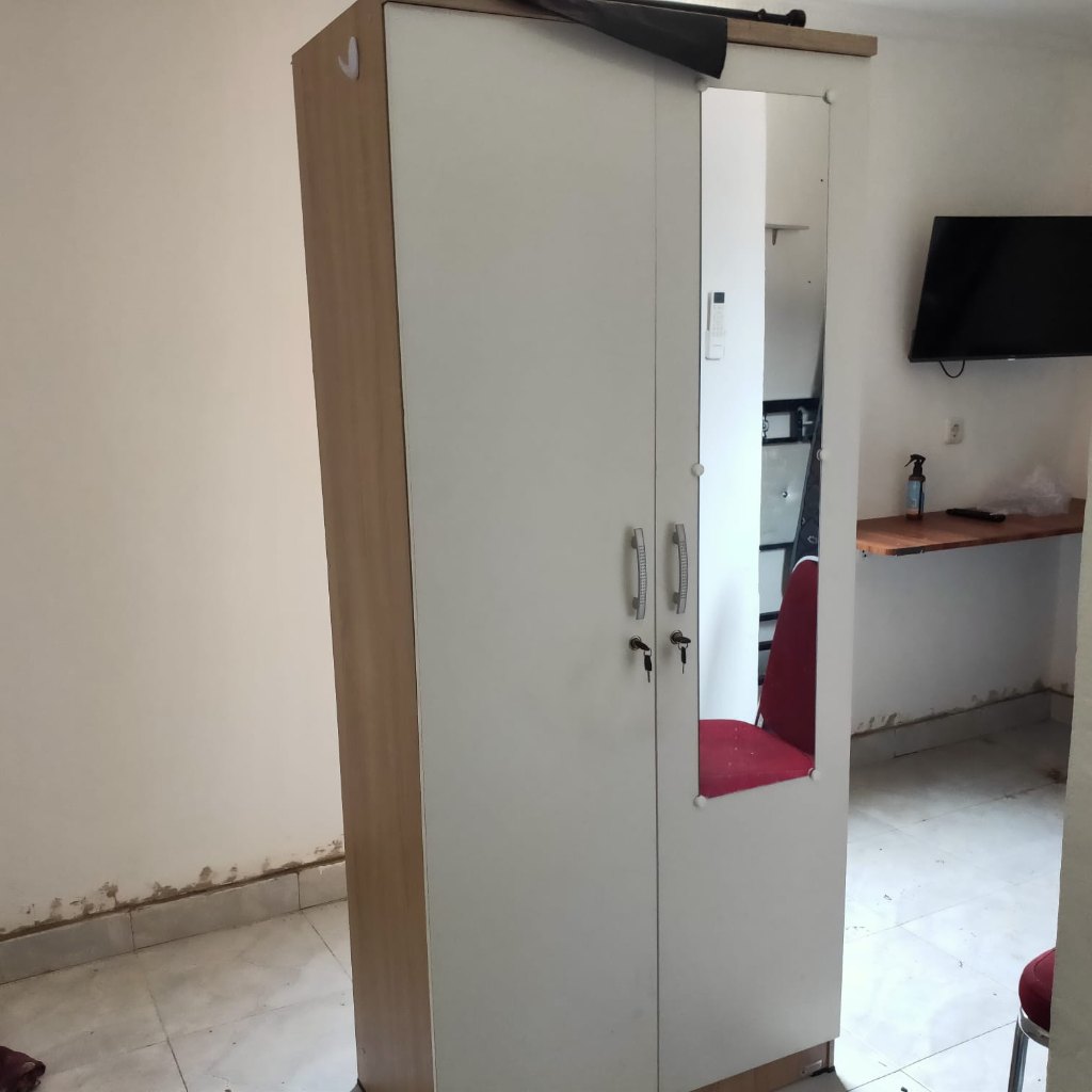 https://rentonesia-files.s3.ap-southeast-1.amazonaws.com/tinggal-production/attachment/202510/13-q06zl9--WhatsApp_Image_2025-10-13_at_15_49_44.jpeg