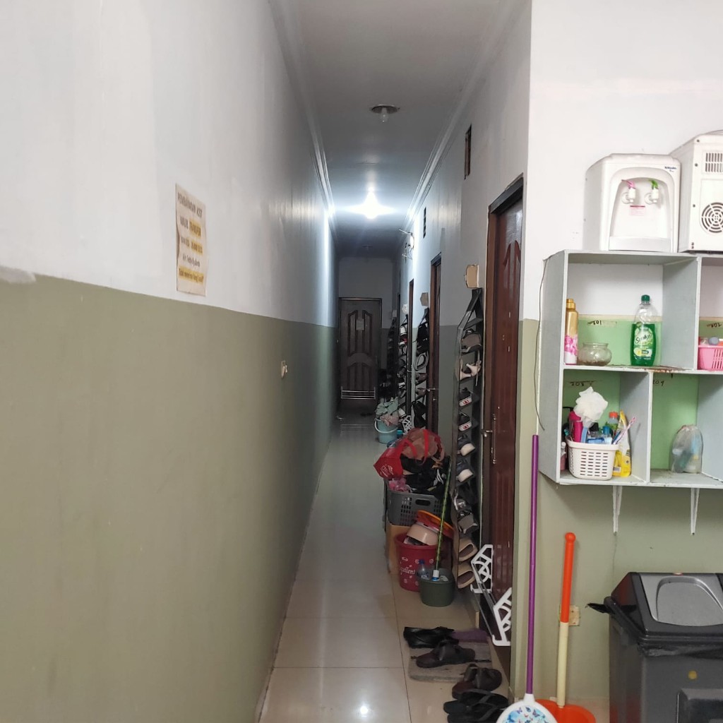 https://rentonesia-files.s3.ap-southeast-1.amazonaws.com/tinggal-production/attachment/202510/13-ukexs4--WhatsApp_Image_2025-10-13_at_15_49_44_1_.jpeg