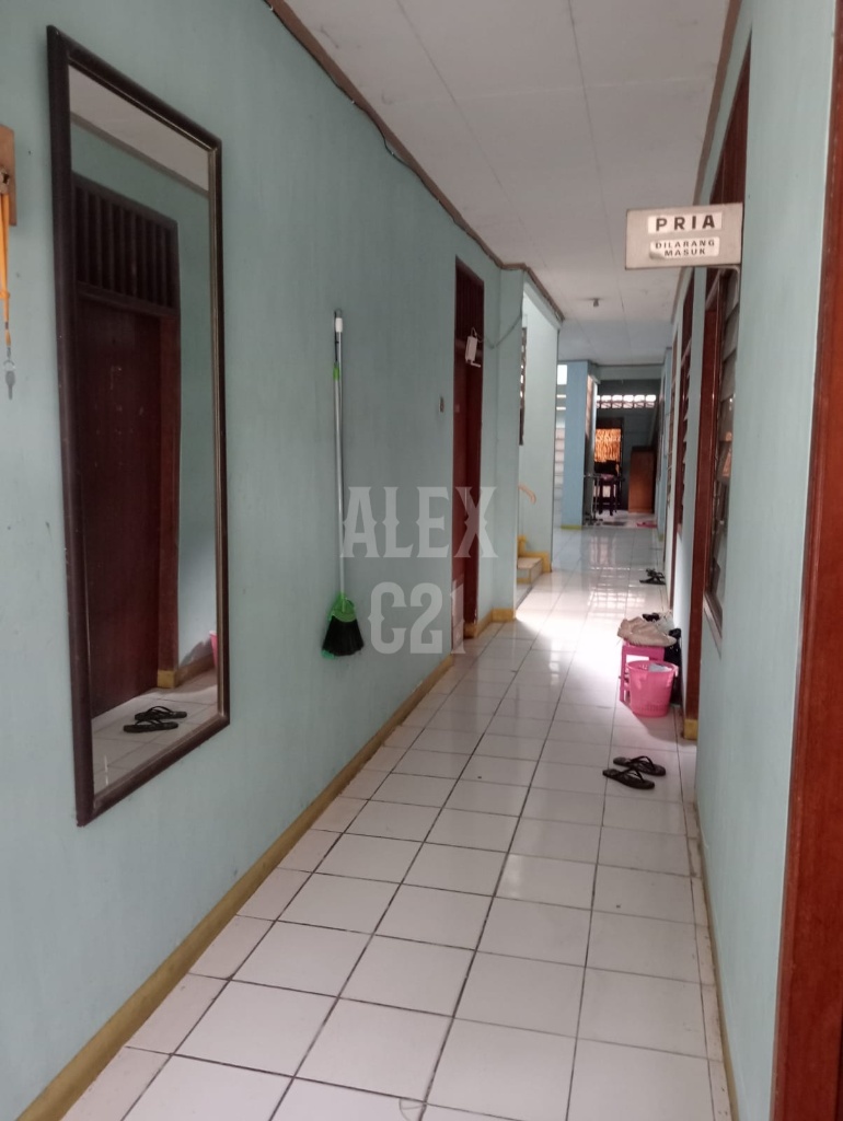 https://rentonesia-files.s3.ap-southeast-1.amazonaws.com/tinggal-production/attachment/202510/16-d5rrjh--Photo_1683185047345.jpg
