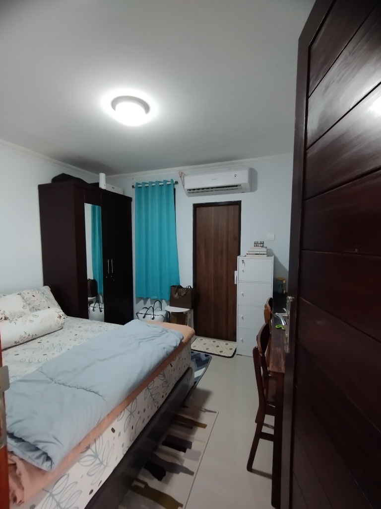 https://rentonesia-files.s3.ap-southeast-1.amazonaws.com/tinggal-production/attachment/202510/23-6das66--WhatsApp_Image_2025-10-23_at_14_06_07_2_.jpeg