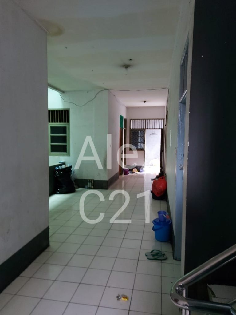 https://rentonesia-files.s3.ap-southeast-1.amazonaws.com/tinggal-production/attachment/202510/28-mfzipu--WhatsApp_Image_2023-02-09_at_12_34_23_2_.jpeg