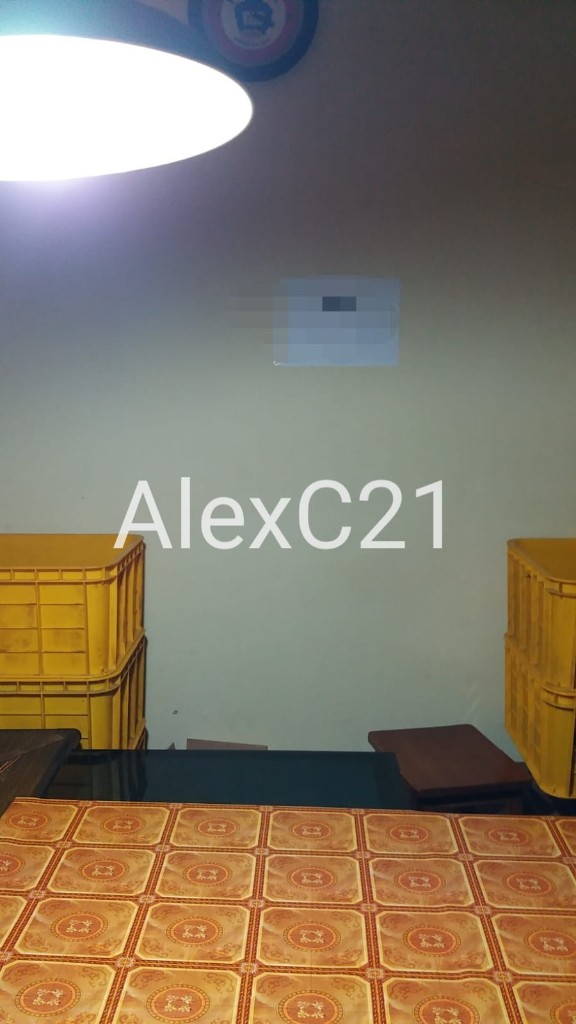 https://rentonesia-files.s3.ap-southeast-1.amazonaws.com/tinggal-production/attachment/202510/29-6zm66e--WhatsApp_Image_2023-02-25_at_12_32_33_3_.jpeg