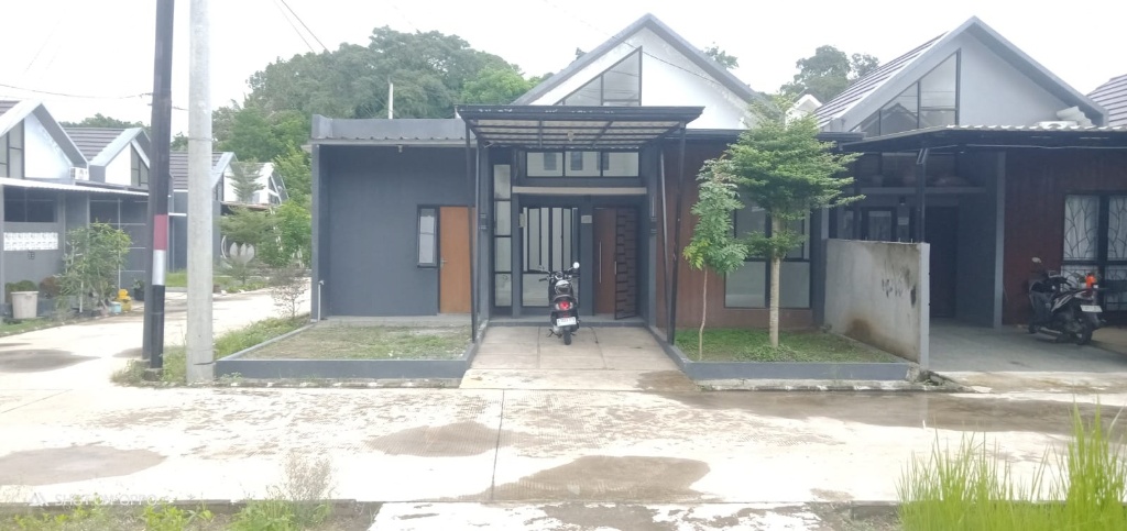https://rentonesia-files.s3.ap-southeast-1.amazonaws.com/tinggal-production/attachment/202511/06-4945p8--0.jpeg