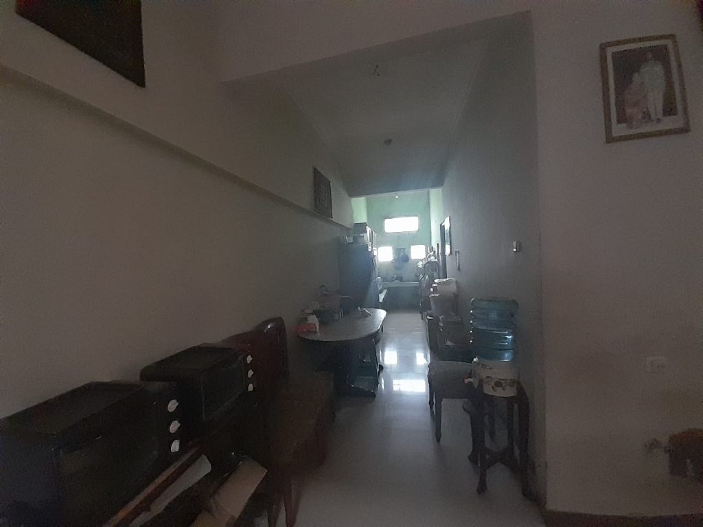 https://rentonesia-files.s3.ap-southeast-1.amazonaws.com/tinggal-production/attachment/202511/26-jkrxxv--WhatsApp_Image_2025-05-31_at_12_01_04.jpeg