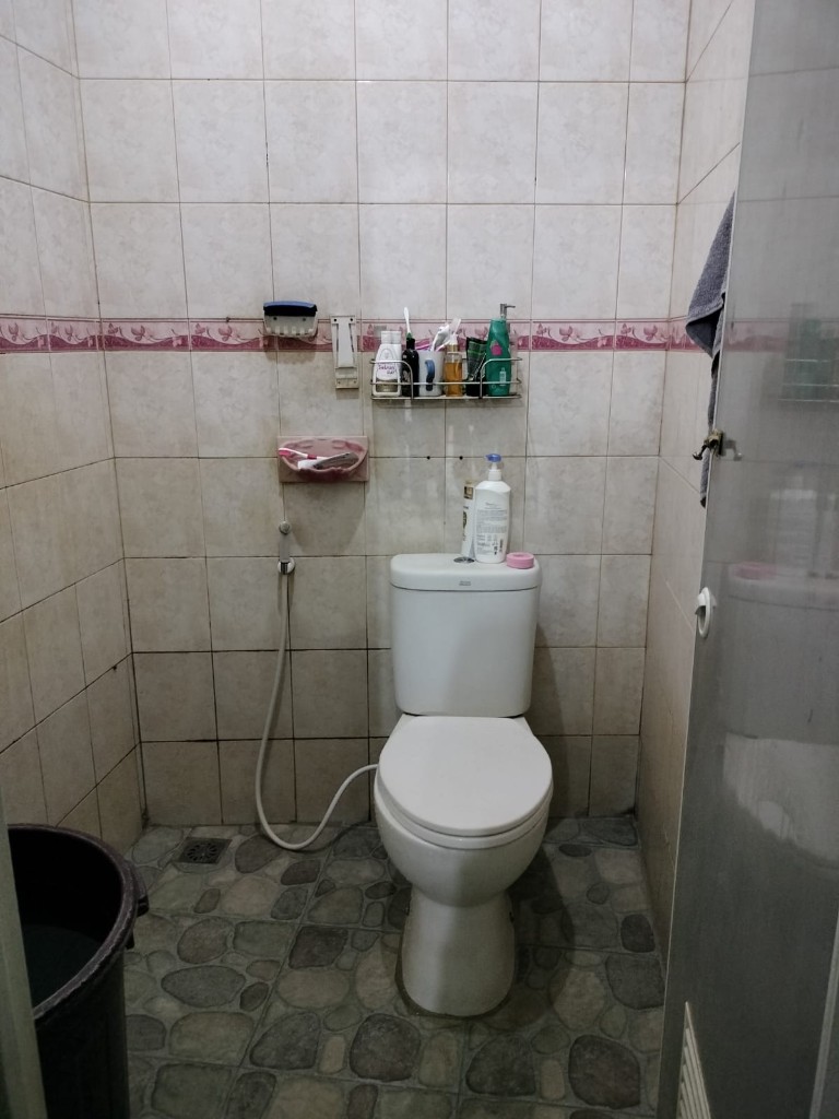 https://rentonesia-files.s3.ap-southeast-1.amazonaws.com/tinggal-production/attachment/202511/26-lfisx7--WhatsApp_Image_2025-05-31_at_11_50_03_1_.jpeg