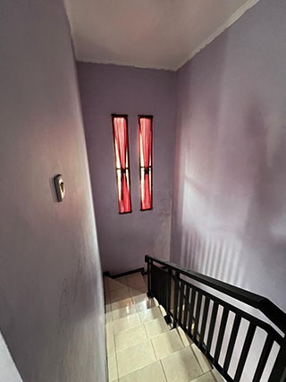 https://rentonesia-files.s3.ap-southeast-1.amazonaws.com/tinggal-production/attachment/202511/28-l79uyl--TOWNHOUSE-TNGG-MNJU-LNTI-2-2.jpg