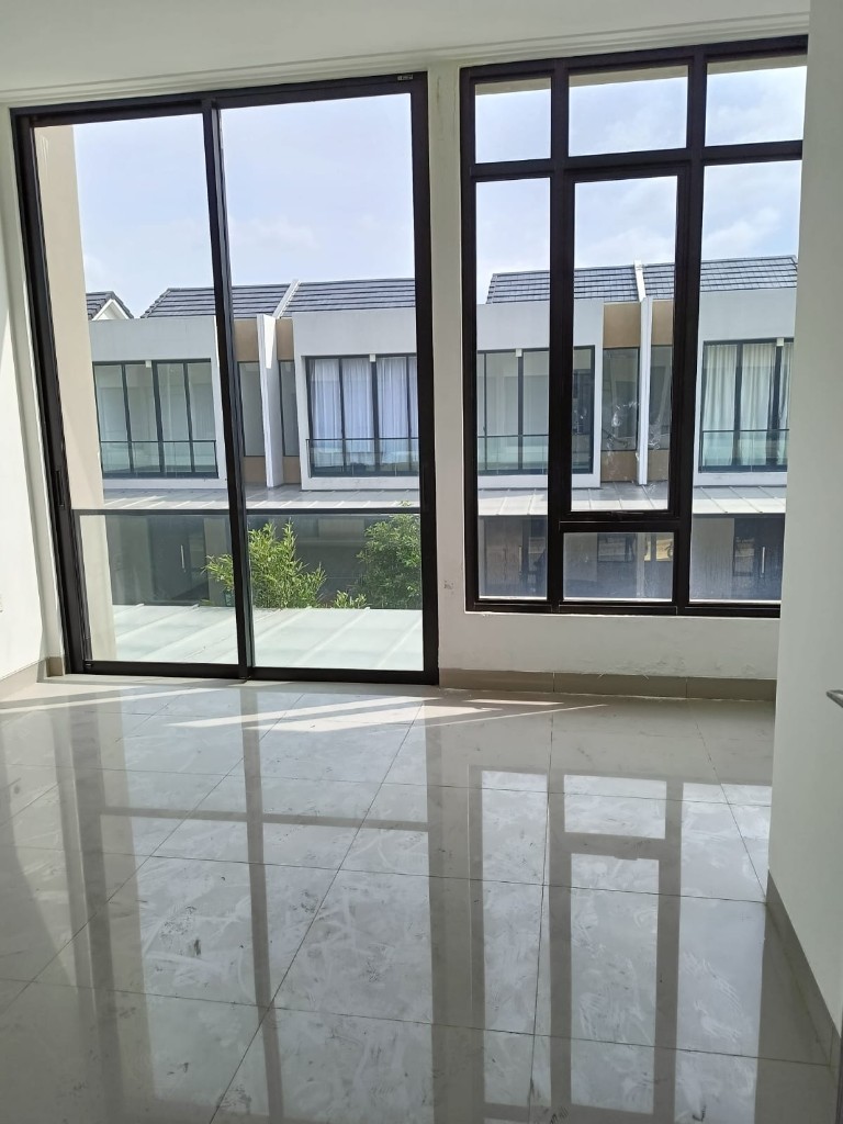 https://rentonesia-files.s3.ap-southeast-1.amazonaws.com/tinggal-production/attachment/202512/03-k8d5ll--WhatsApp_Image_2025-07-03_at_14_28_49_2_.jpeg