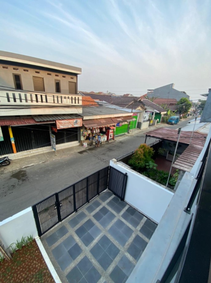 https://rentonesia-files.s3.ap-southeast-1.amazonaws.com/tinggal-production/attachment/202512/12-ioqqxq--WhatsApp_Image_2025-11-17_at_08_58_15_15d62ab4.jpg