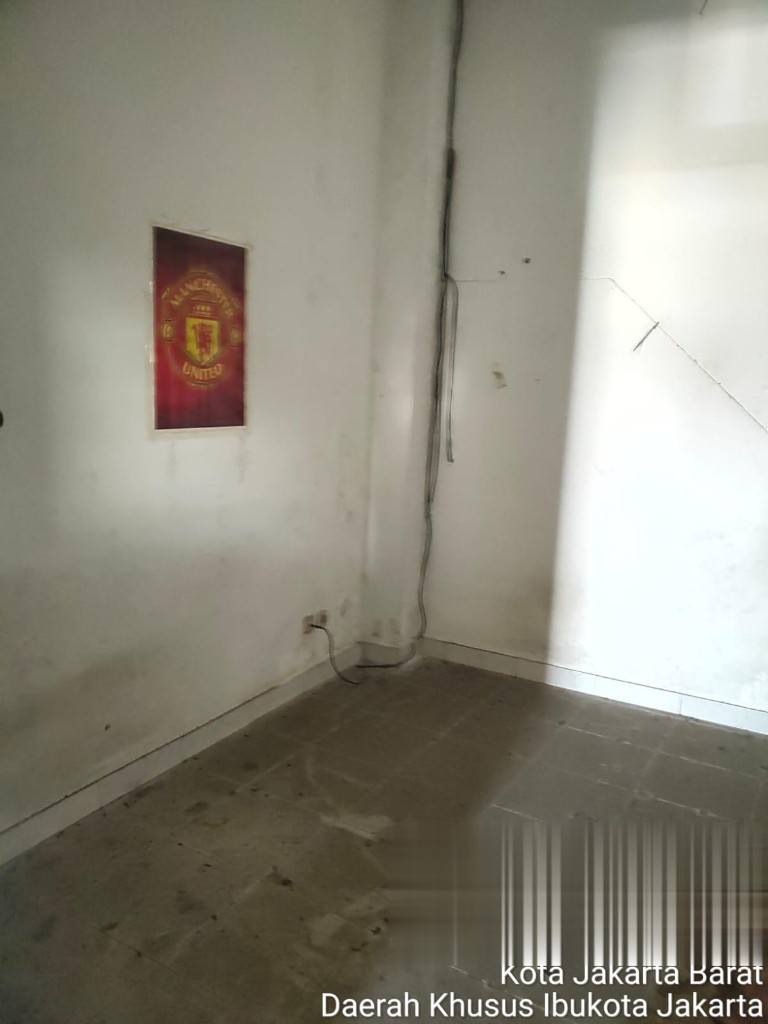 https://rentonesia-files.s3.ap-southeast-1.amazonaws.com/tinggal-production/attachment/202512/19-f76dmb--WhatsApp_Image_2025-10-01_at_12_22_03_2_.jpeg