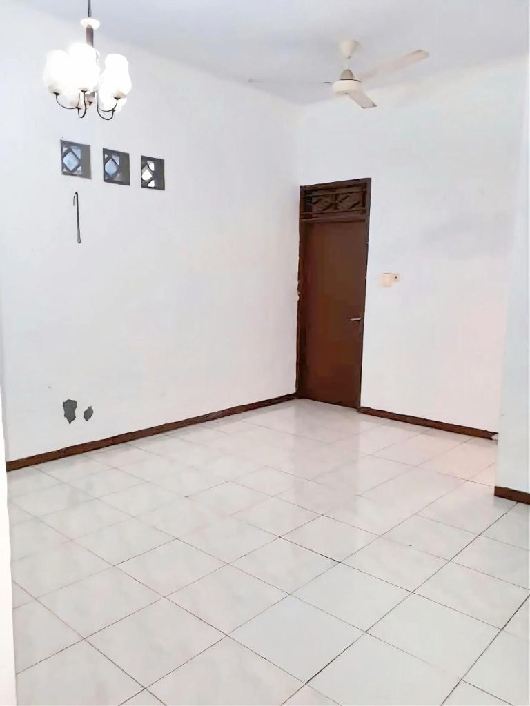 https://rentonesia-files.s3.ap-southeast-1.amazonaws.com/tinggal-production/attachment/202512/22-4i3p8z--WhatsApp_Image_2025-12-19_at_16_18_06.jpeg