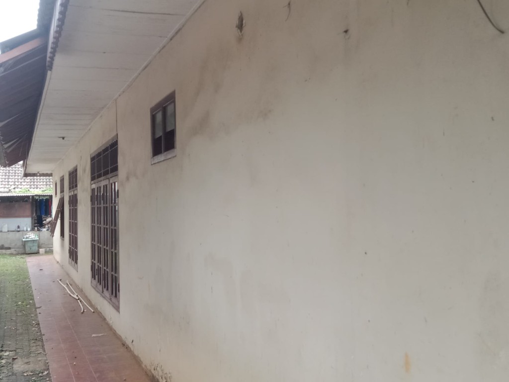 https://rentonesia-files.s3.ap-southeast-1.amazonaws.com/tinggal-production/attachment/202601/21-kqdst0--WhatsApp_Image_2025-12-10_at_12_37_19_b4166ac2.jpg