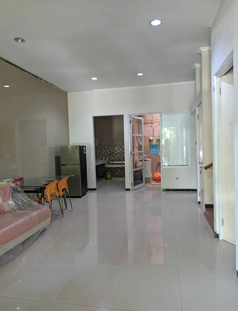 https://rentonesia-files.s3.ap-southeast-1.amazonaws.com/tinggal-production/attachment/202605/14-0oquhp--1913068.jpg