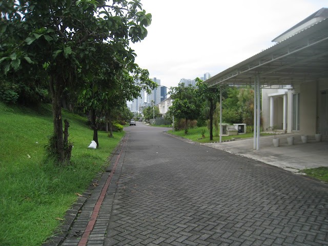 https://rentonesia-files.s3.ap-southeast-1.amazonaws.com/tinggal-production/attachment/202608/09-rdrfjp--5_5_.JPG