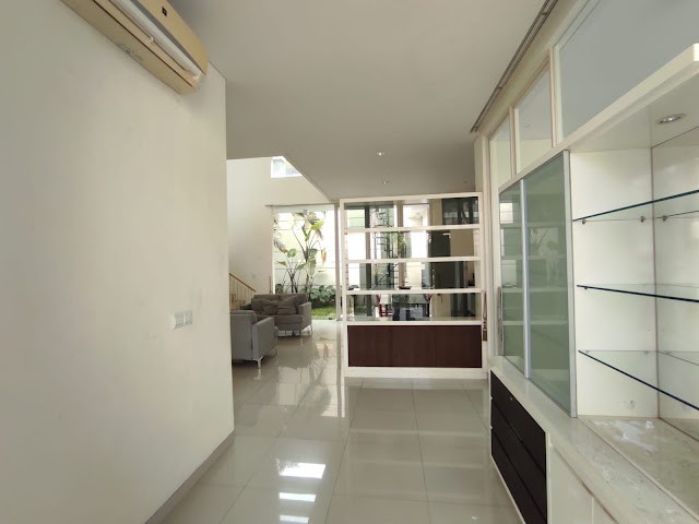 https://rentonesia-files.s3.ap-southeast-1.amazonaws.com/tinggal-production/attachment/202609/10-8ryr2e--Pakuwon_PF_3_.jpg