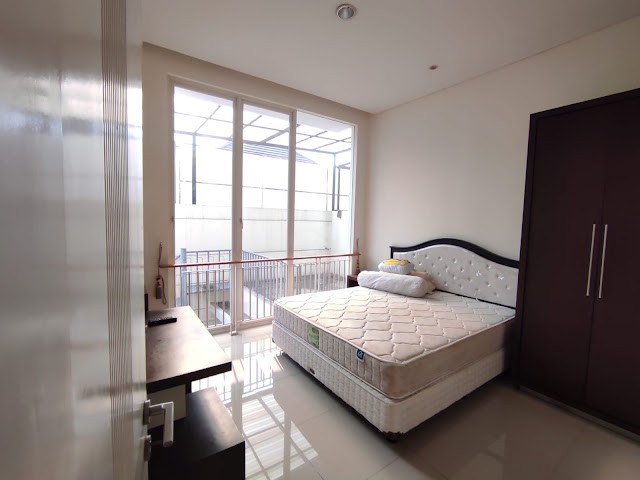https://rentonesia-files.s3.ap-southeast-1.amazonaws.com/tinggal-production/attachment/202609/10-imw6gu--Pakuwon_PF_7_.jpg