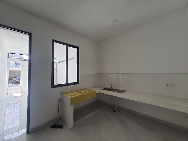 https://rentonesia-files.s3.ap-southeast-1.amazonaws.com/tinggal-production/attachment/202610/04-lixpoe--WhatsApp_Image_2025-09-18_at_20_09_51_08a37386.jpg